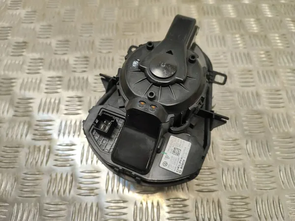 Ventilador Porsche Cayenne 2014 7P0820021D image 4