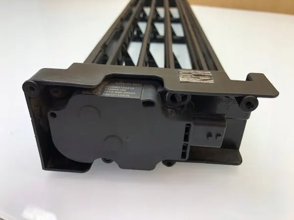 Nissan Qashqai J11 insugningsventil OEM A24041153212 image 3
