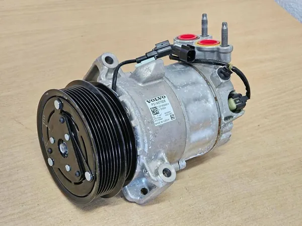 VOLVO ILMASTOINTIKOMPRESSORI P31497908 image 2