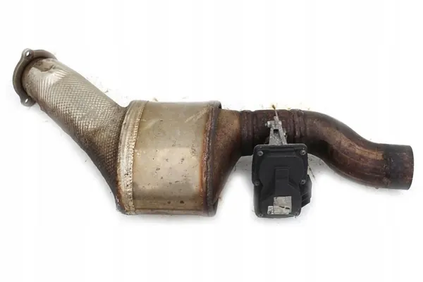 Audi A6 Katalysaattori OEM 4G0254400E Käytetty image 2
