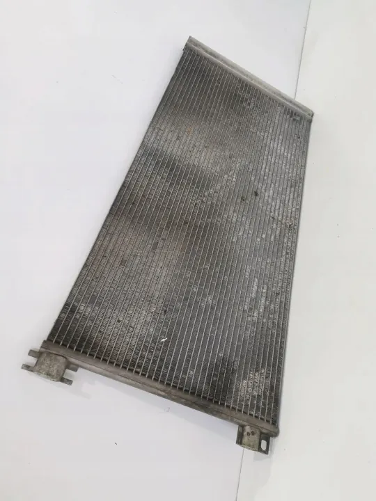 Condenseur AC Renault Trafic III OEM 921000022 image 7