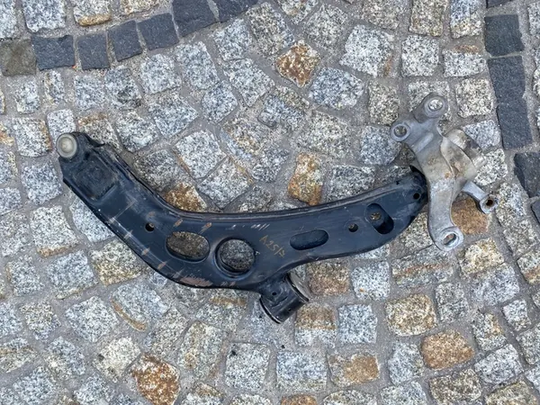 Braccio di controllo anteriore sinistro BMW F45 F46 F48 OEM 10353212 image 3