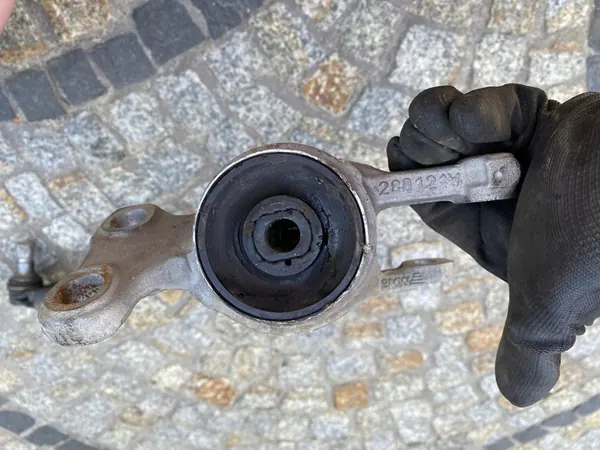 Braccio di controllo anteriore sinistro BMW F45 F46 F48 OEM 10353212 image 8