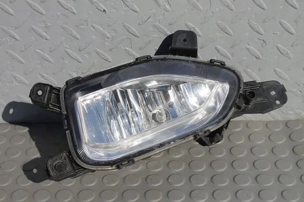 Farol de neblina dianteiro esquerdo Hyundai Kona I 17-23 OEM image 2