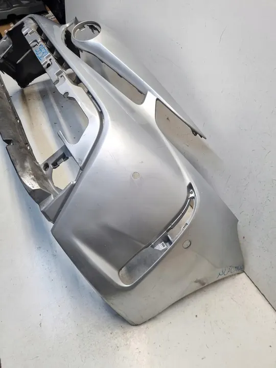 Paraurti anteriore Toyota Prius image 2