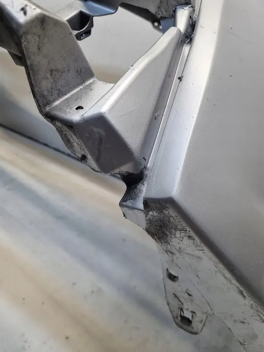 Paraurti anteriore Toyota Prius image 5