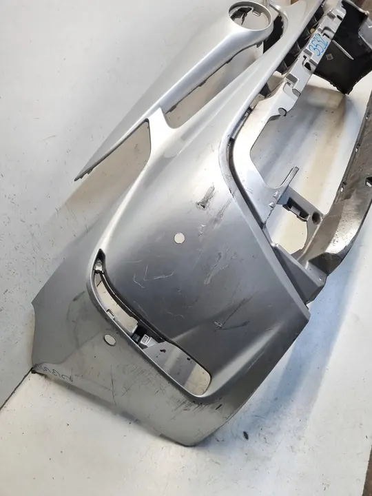 Paraurti anteriore Toyota Prius image 6