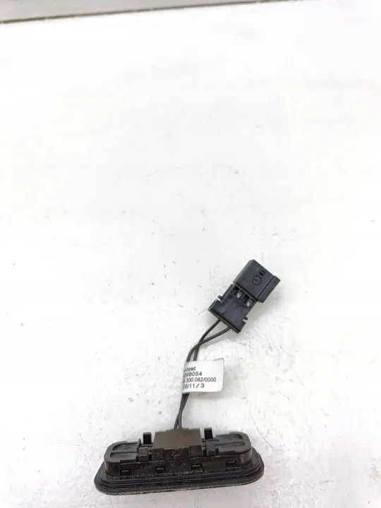 Opel Astra J 2011 Takaluukun Kahva image 4