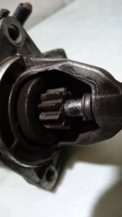 Motor de arranque Ford Fiesta 1.3 image 4