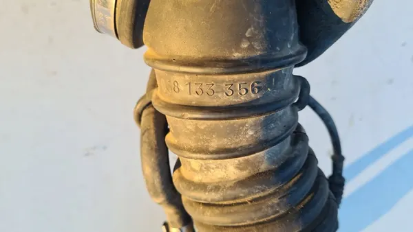 Audi A4 B5 A6 C5 Passat 1.8 T Turboschlauch 058133356J image 5