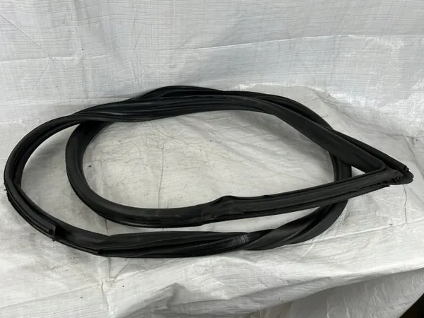 Joint de Porte Gauche Porsche 99102547500 - Occasion OEM image 5