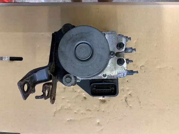 Bomba de control ABS Mazda GS1E-437A0 image 2