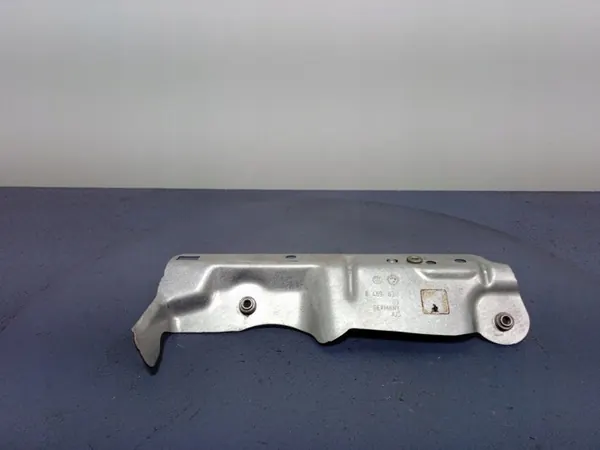 BMW 1 F40 2.0T Cache Thermique Collecteur 8489630 image 2
