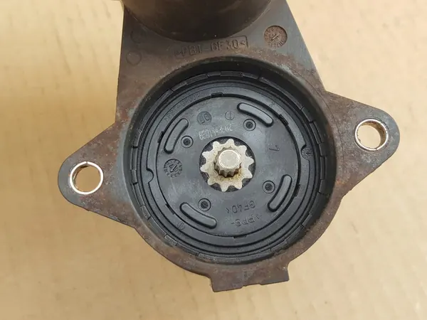 TRW Bremszangenmotor Links - Rechts Hinten / Audi A6 C6 image 9