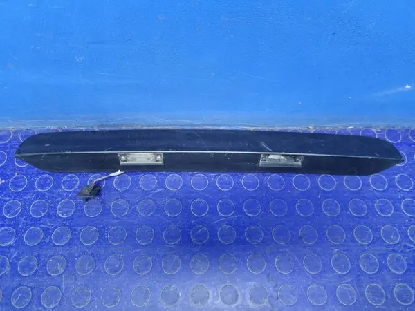 VOLKSWAGEN T5 Bagageutryck Original 7H0827329B image 2