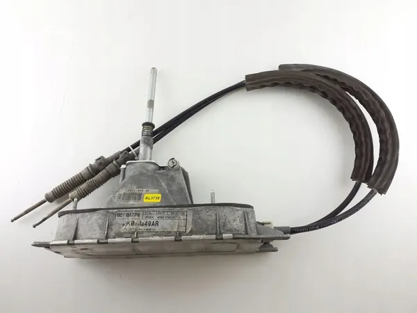 Levier de vitesse Skoda Octavia Mk2 OEM 1K0711061AR image 2