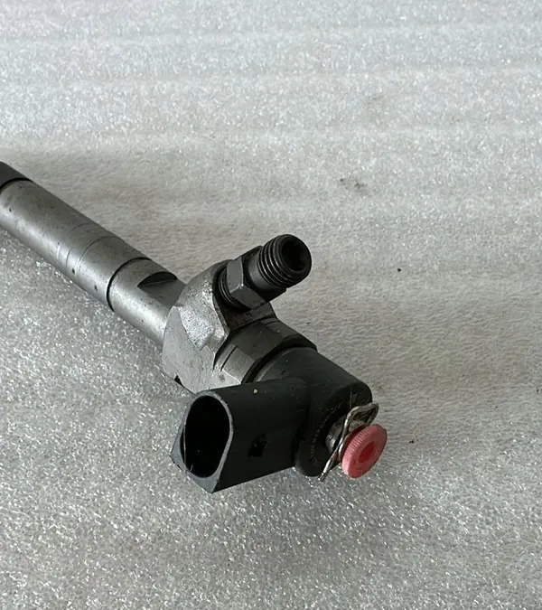 Inyector Mercedes Sprinter 2.2 2.7 CDI A6110701687 image 3