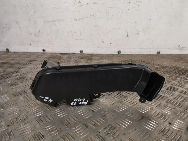 Subaru OE värmarhus OEM C15010119 - Begagnad image 3