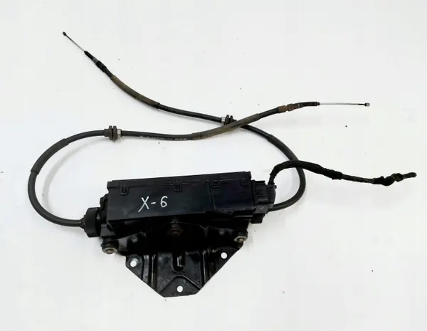 BMW X5 F15 Käsijarrumekanismi OEM 6882007 image 2