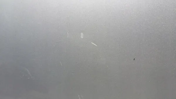 Motorhuv VW Touran 2003-2007 image 3