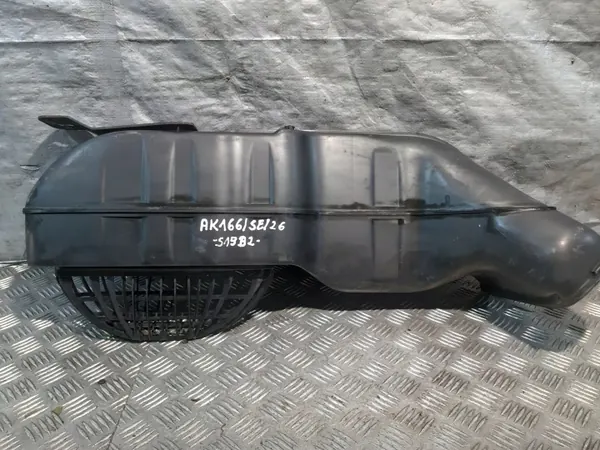 MAN TGA luftintagsfläns OEM 81082010402 image 2
