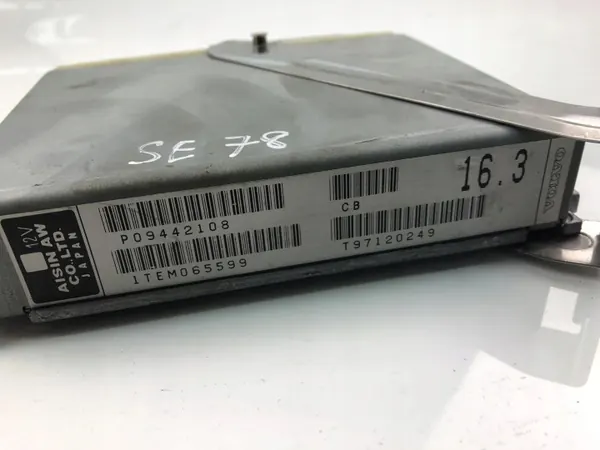 Computadora de transmisión Volvo OE 17205785 usado image 3