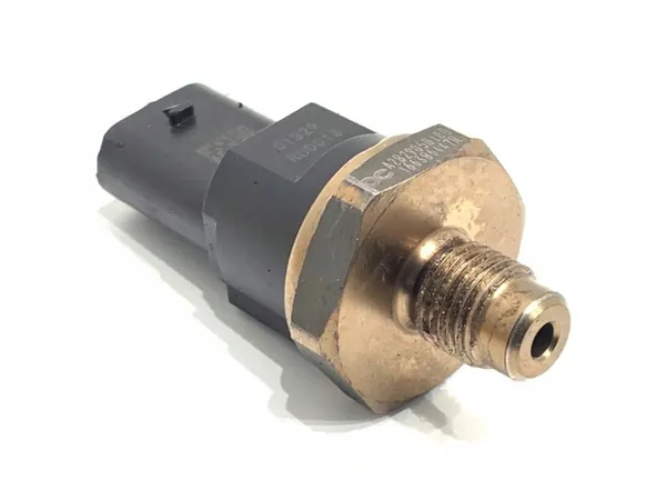 Capteur de pression de carburant Renault Grand Scenic IV A2829050100 image 1