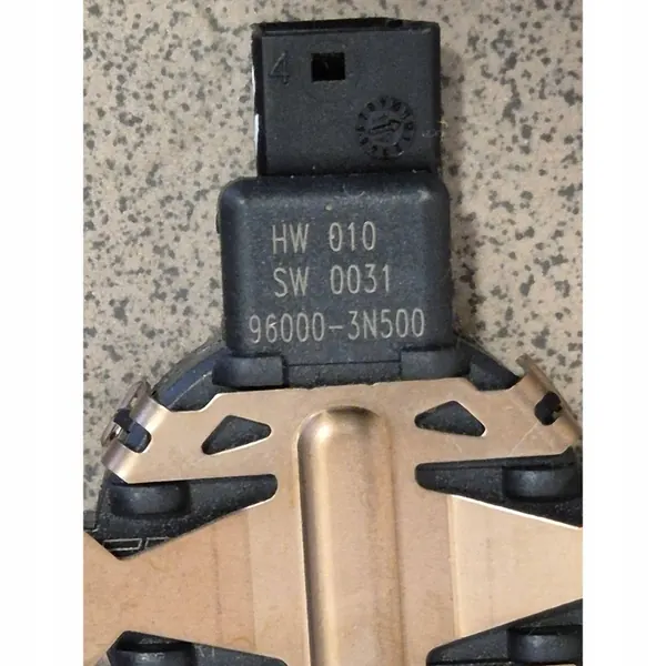 Hyundai Kona I 2020 Regen Sensor 960003N500 image 3