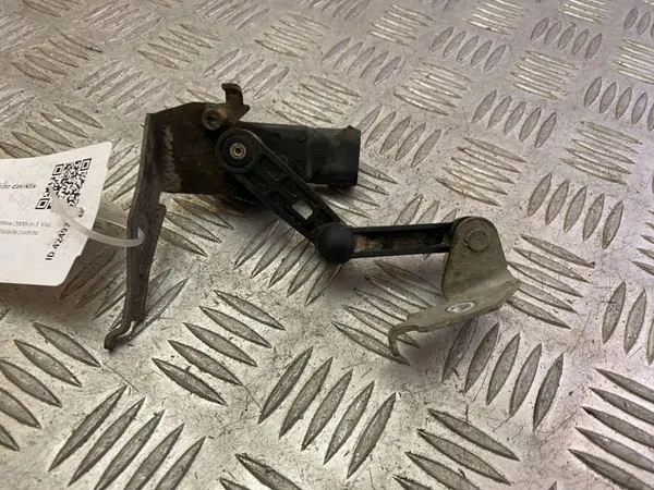 Sensor nivel suspensión trasera Volvo XC90 2018 OEM 31360330 image 3