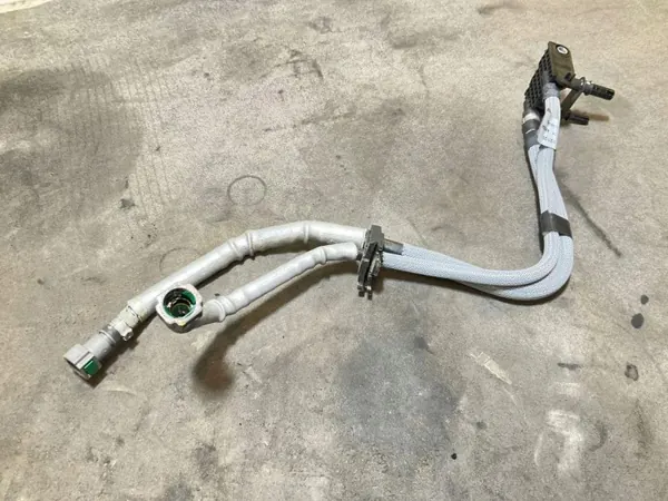 Conduto de combustível OEM 92120 para Nissan Navara D22 image 3