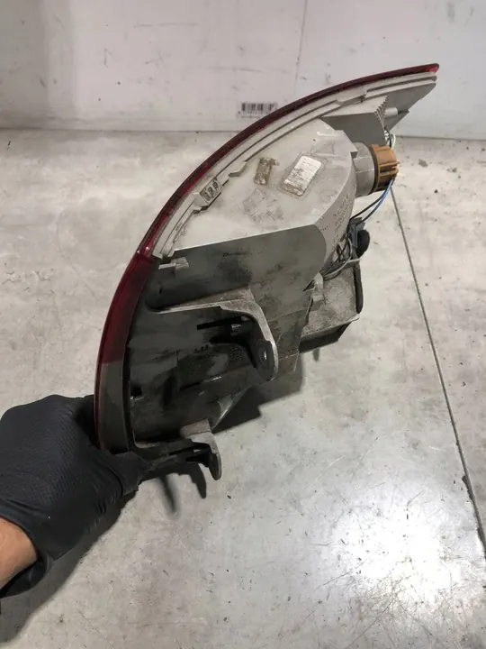 SKODA OCTAVIA 3 III 13-16 Combi Luz Trasera Izquierda image 5