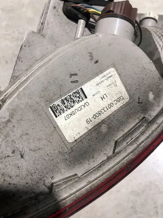 SKODA OCTAVIA 3 III 13-16 Combi Luz Trasera Izquierda image 9