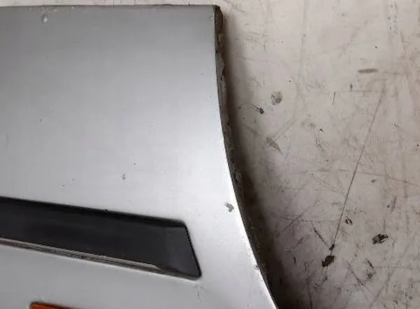 Parafango anteriore sinistro BMW 520 I image 4