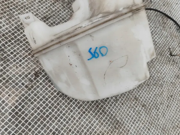 Volvo S60 II LIFT 13-18 Pesuainesäiliö Pumppu 31416283 image 4