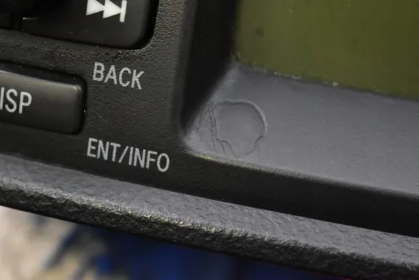 OEM 86110-0D040 radionäyttö Toyota Yaris 03-05 image 10