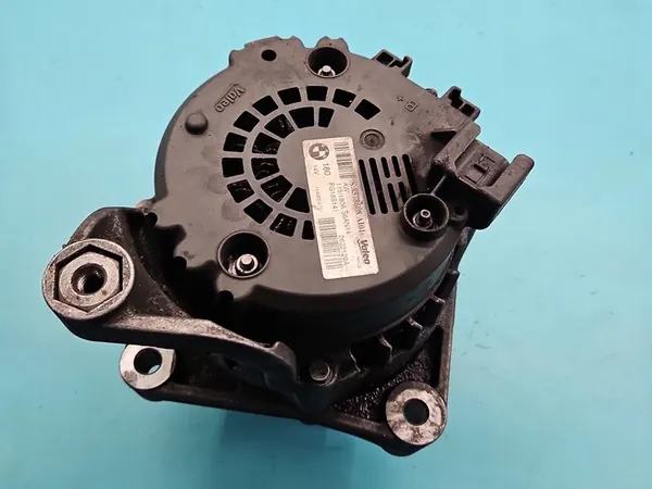 Vaihtovirtageneraattori BMW F30 2.0D (N47D20C) OEM 8578608 image 4