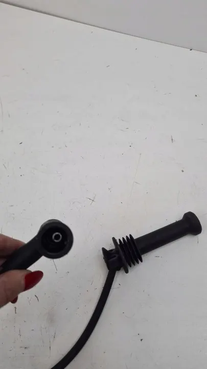 NGK Ignition Wire Set 8541 image 7