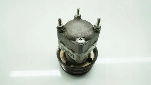 VOLVO XC70 III 2.4 D5 Bomba de Direção 31280320 image 3