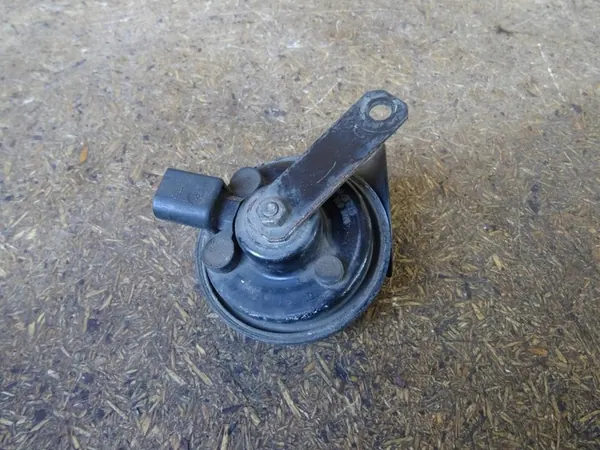 Buzina AUDI TT 8N 1998-2005 8N0951223 image 2