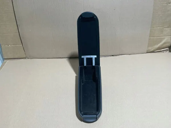 VW Passat B5 Käsinoja OEM 3B0864209AC - Käytetty image 4