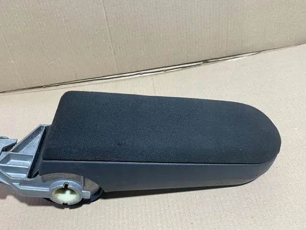 VW Passat B5 Käsinoja OEM 3B0864209AC - Käytetty image 7