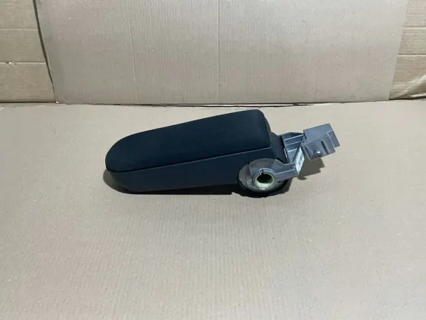 VW Passat B5 Käsinoja OEM 3B0864209AC - Käytetty image 9