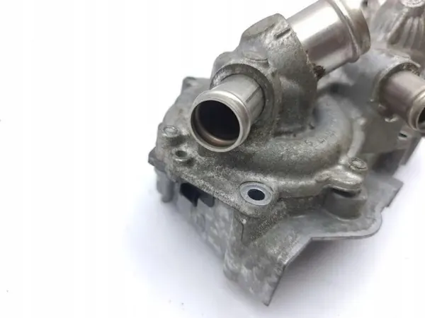 Pompe à eau thermostat OEM 05E121117G pour SEAT Leon IV image 10