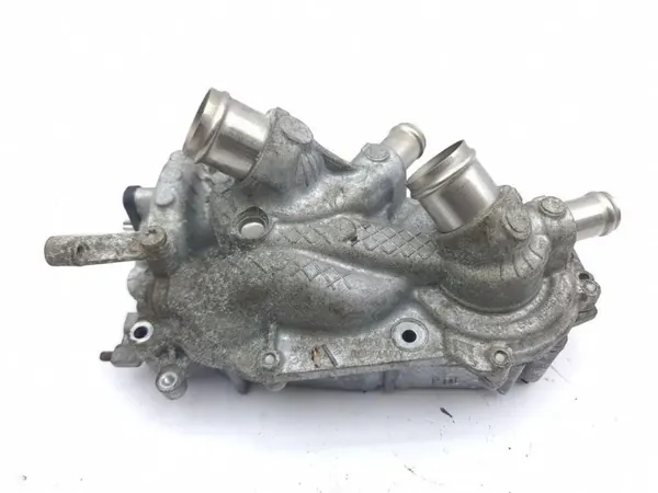 Pompe à eau thermostat OEM 05E121117G pour SEAT Leon IV image 3
