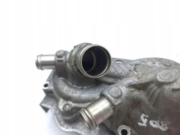 Pompe à eau thermostat OEM 05E121117G pour SEAT Leon IV image 7