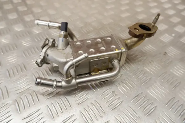 Refroidisseur EGR OEM 284002M401 pour Hyundai 1.6L image 5