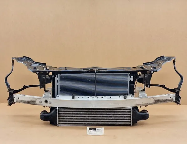 Voorkoeler Mercedes W212 C207 CLS C218 image 2