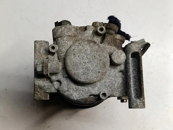 Compresseur AC Hyundai IX35 1.7 CRDI F500-DX9FA10 image 3