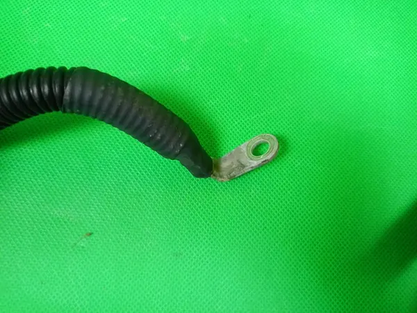 Cable de alternador Mercedes W117 W176 W246 image 3