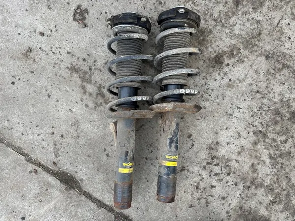 Ensemble d'amortisseurs avant VW GOLF VI JETTA TOURAN LEON II Monroe image 1